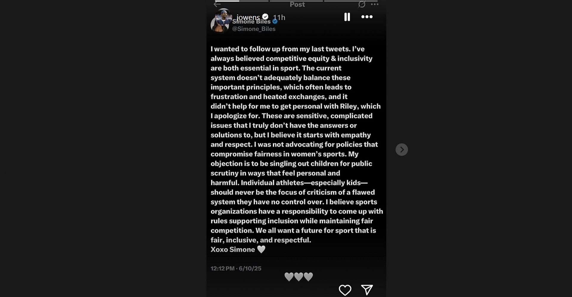 Bears safety Jonathan Owens reacts to wife Simone Biles' apology to Riley Gaines /@jowens